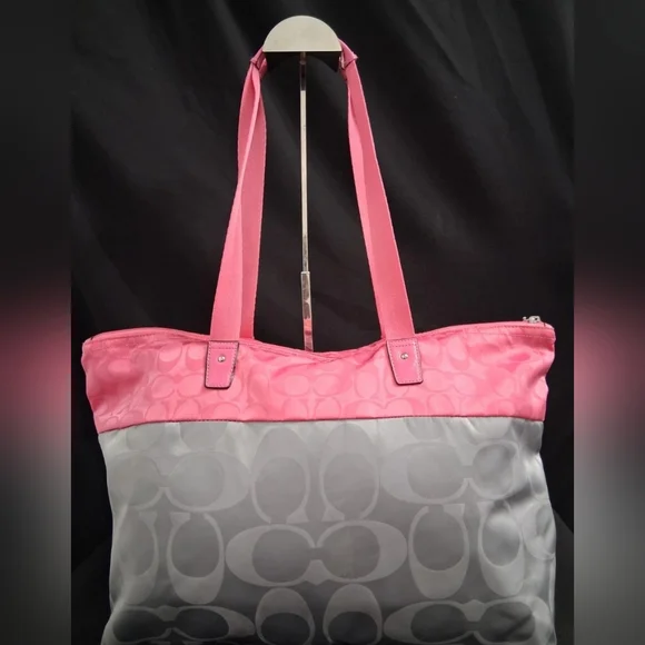 3 Peice Coach Signature Nylon Pink & Gray Getaway Weekender Tote/Duffle Bag - Picture 3 of 16